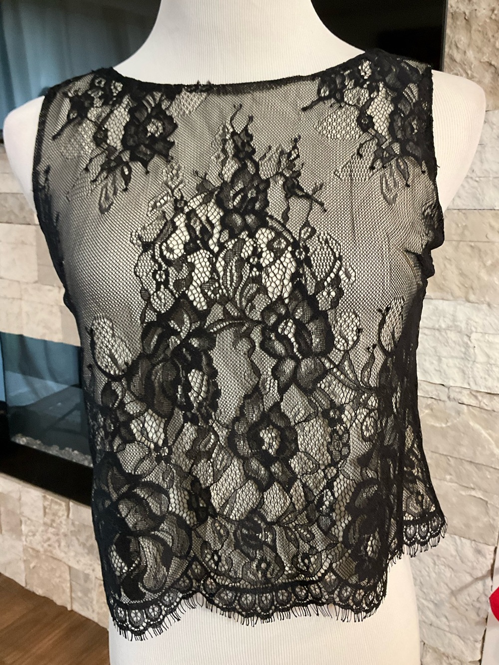 Alice + Olivia Black Lace Overlay Crop Top Size 4 Small $240